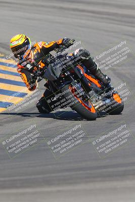 media/Sep-25-2023-Moto Forza (Mon) [[81ffa65e0a]]/A Group/Session 2 (Turns 9 and 10)/
